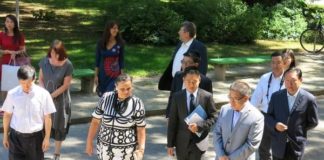 Delegacija iz Ljudske republike Kitajske na obisku v Narodnem muzeju Slovenije