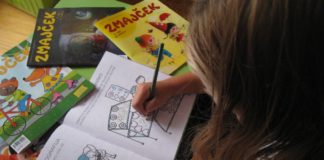 Revija ZMAJČEK praznuje 25 let!