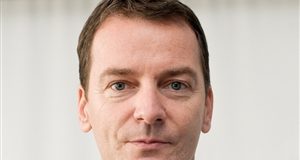 Pogovor z doc. dr. Andrejem Pernatom o nastanku in zdravljenju atrijske fibrilacije