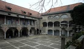 Križniki in Križanke