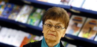 Kdo je prejel Schwentnerjevo nagrado za življenjsko delo na 26. slovenskem knjižnem sejmu?