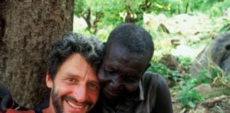 MESTNA KNJIŽNICA IZOLA GOSTI RAZSTAVO O OTROŠTVU V AFRIKI
